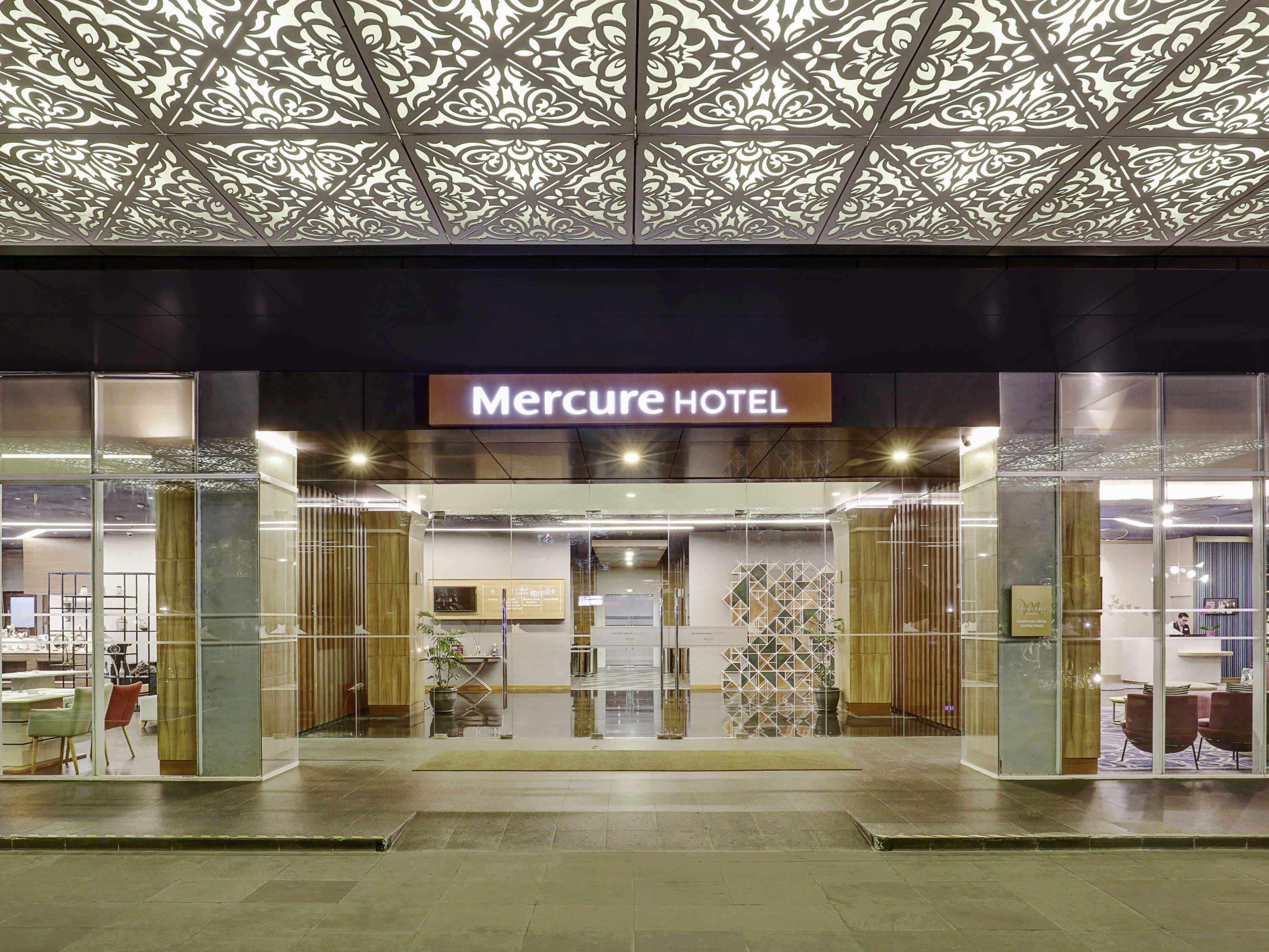 Mercure Bandung Nexa Supratman Exteriér fotografie