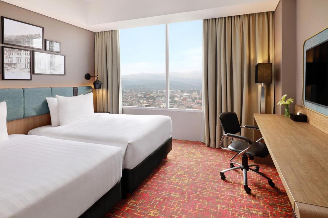 Mercure Bandung Nexa Supratman Exteriér fotografie