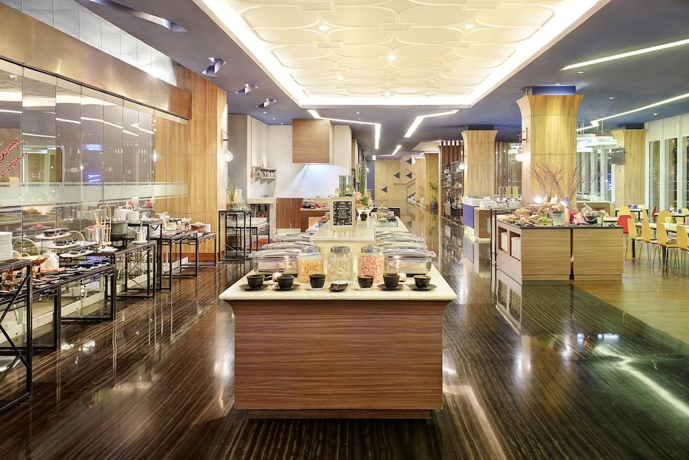Mercure Bandung Nexa Supratman Exteriér fotografie