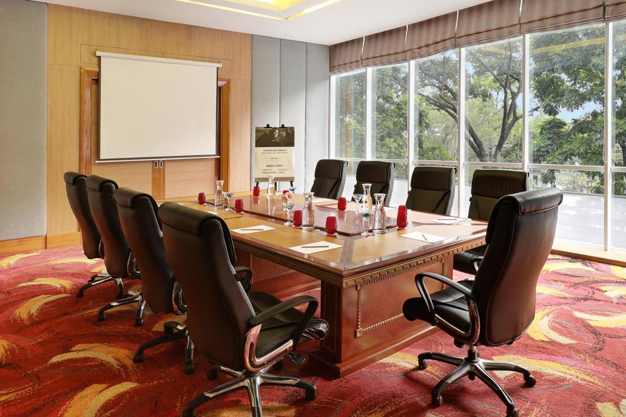 Mercure Bandung Nexa Supratman Exteriér fotografie